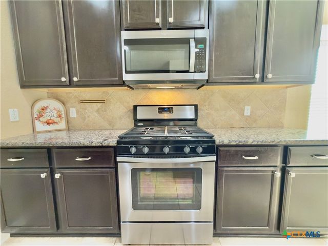 237 Cobble Stone Court, Victoria, TX 77904