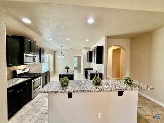 237 Cobble Stone Court, Victoria, TX 77904