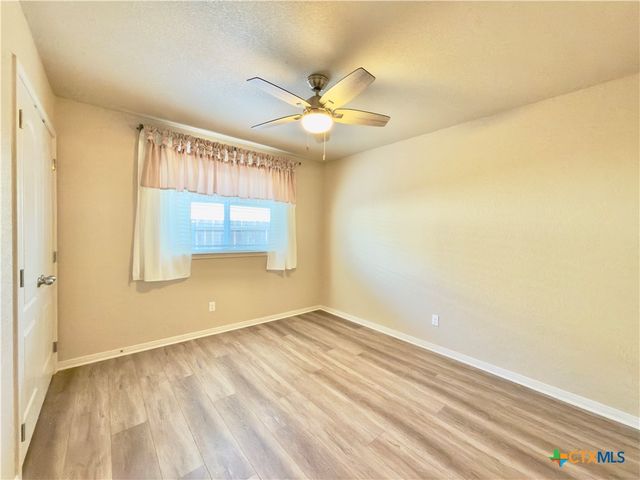 237 Cobble Stone Court, Victoria, TX 77904