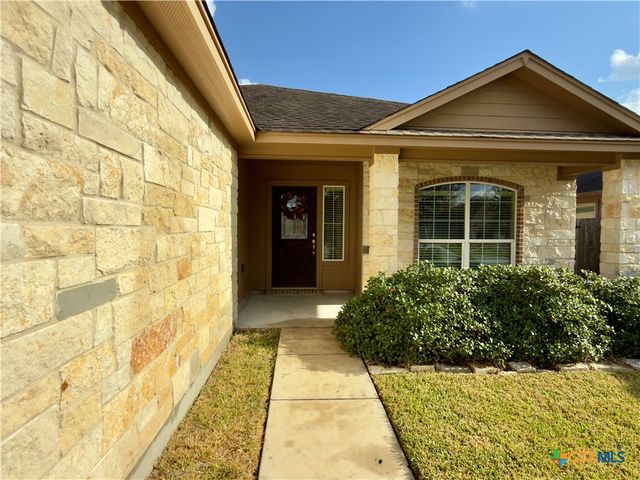 237 Cobble Stone Court, Victoria, TX 77904
