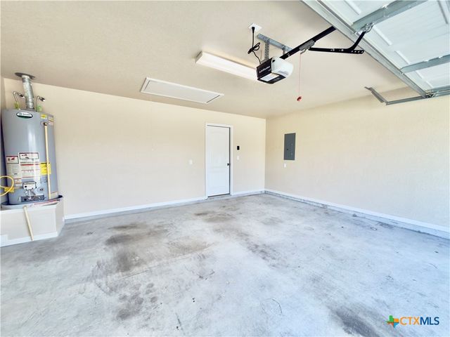 237 Cobble Stone Court, Victoria, TX 77904