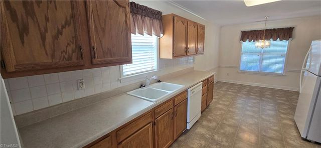 4758 Eagle Path, Winston-salem, NC 27127