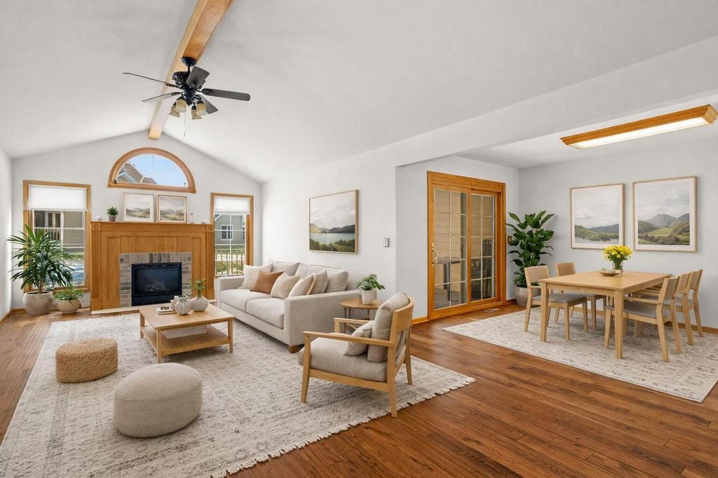 950 Spyglass HILL, Waterford, WI 53185