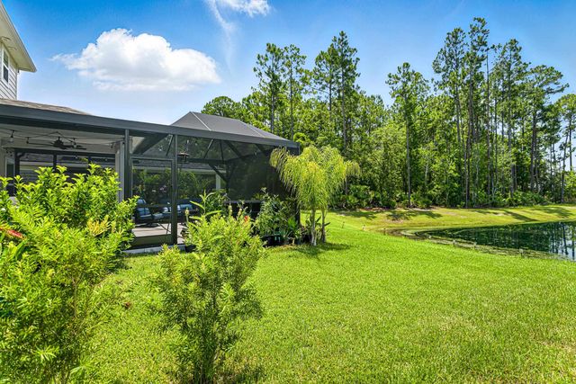 105 Meadow Creek Dr, St Johns, FL 32259