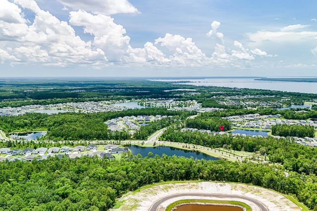 105 Meadow Creek Dr, St Johns, FL 32259