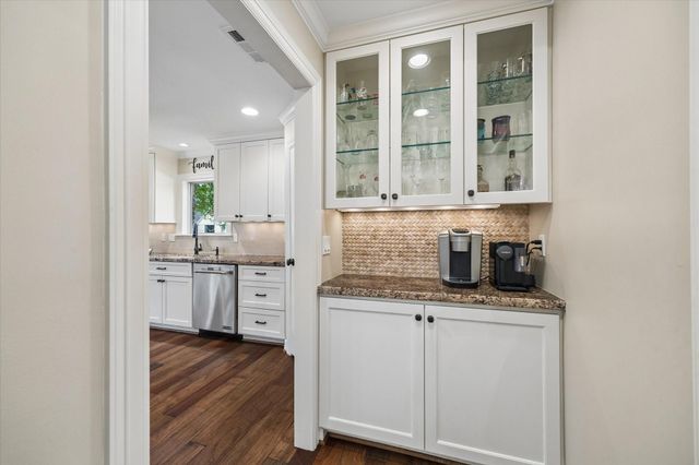 127 Fawnlake Drive, Houston, TX 77079