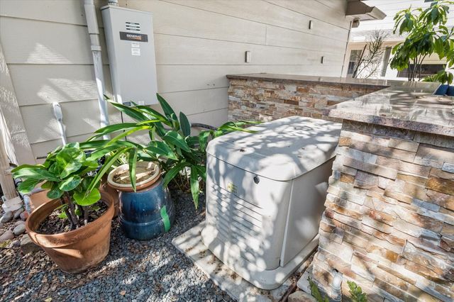 127 Fawnlake Drive, Houston, TX 77079