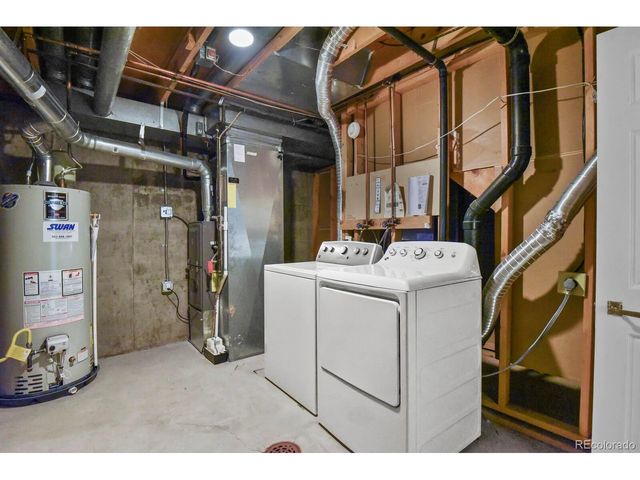 13787 E Marina Dr B, Aurora, CO 80014