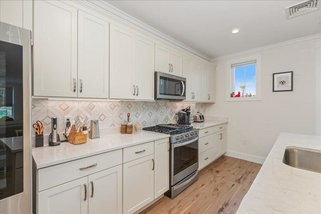 7 Longview Dr Unit 108, Atkinson, NH 03811
