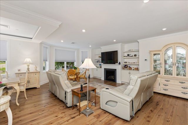 7 Longview Dr Unit 108, Atkinson, NH 03811