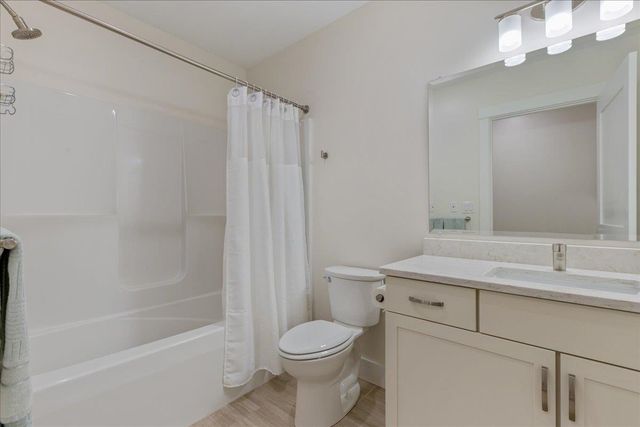 7 Longview Dr Unit 108, Atkinson, NH 03811