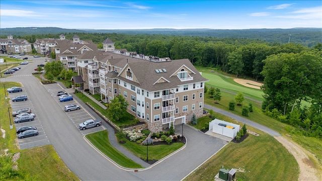 7 Longview Dr Unit 108, Atkinson, NH 03811