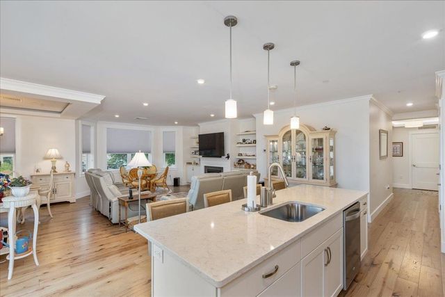 7 Longview Dr Unit 108, Atkinson, NH 03811