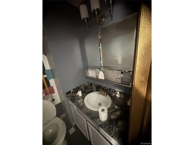 11778 E Canal Dr, Aurora, CO 80011