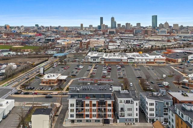 85 Willow Court PH501, Boston, MA 02125