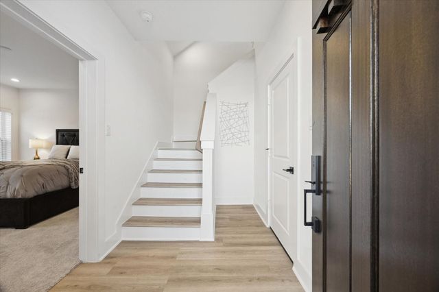 5626 Camino Encantado Drive, Houston, TX 77091