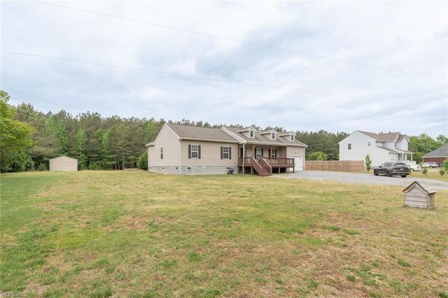 18024 Darden Scout RD, Sedley, VA 23878