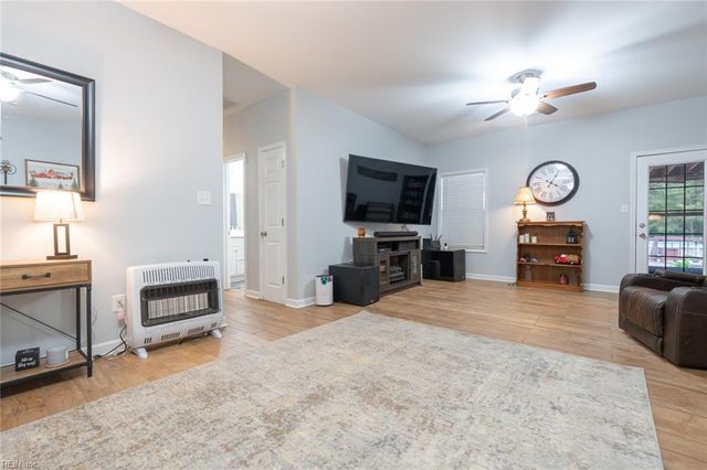 18024 Darden Scout RD, Sedley, VA 23878