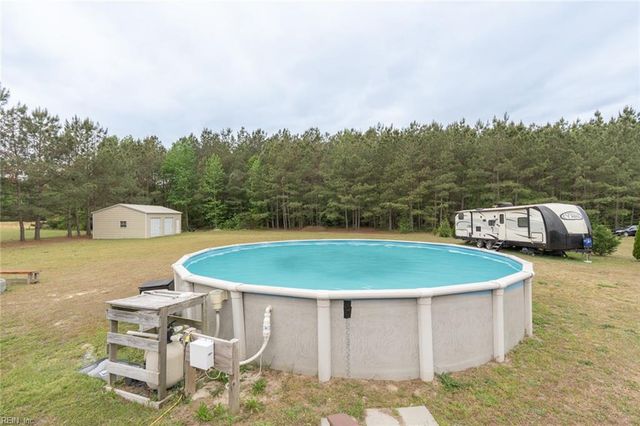 18024 Darden Scout RD, Sedley, VA 23878