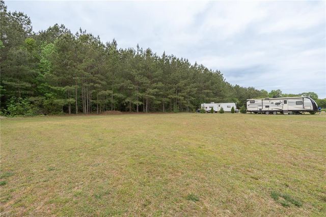 18024 Darden Scout RD, Sedley, VA 23878