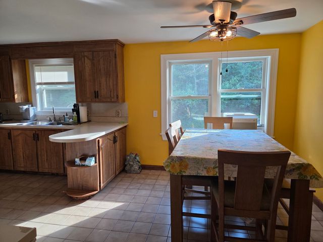 403 Millville Rd, Uxbridge, MA 01569