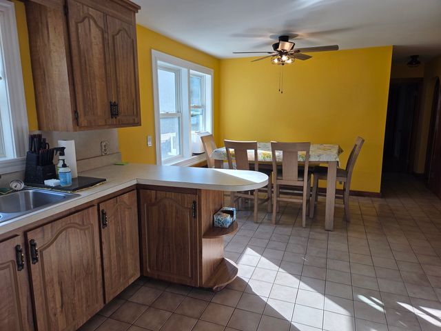 403 Millville Rd, Uxbridge, MA 01569
