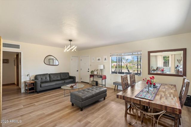 1405 E OSBORN Road, Phoenix, AZ 85014