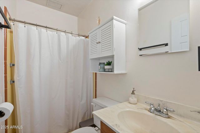 1405 E OSBORN Road, Phoenix, AZ 85014