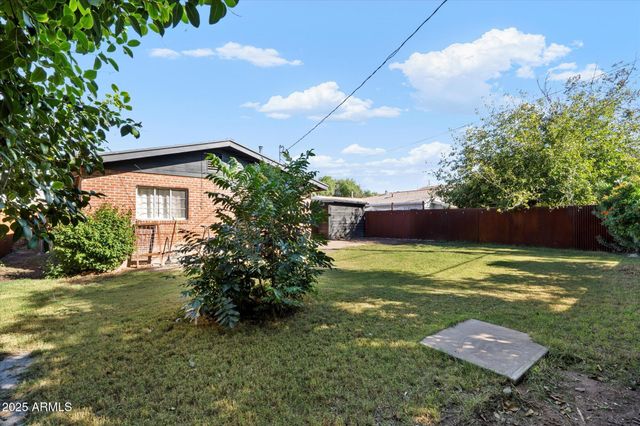 1405 E OSBORN Road, Phoenix, AZ 85014