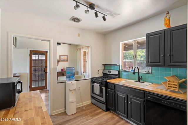 1405 E OSBORN Road, Phoenix, AZ 85014