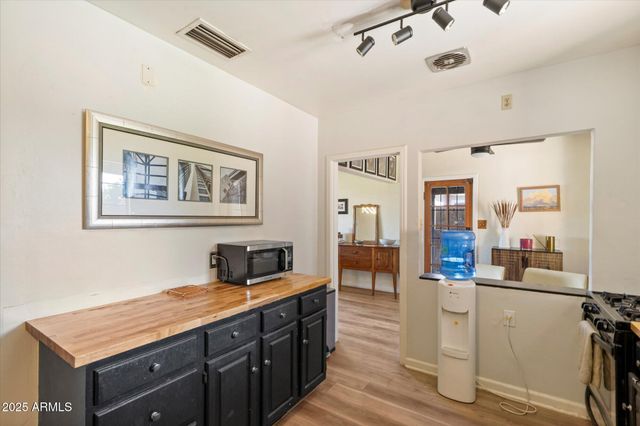 1405 E OSBORN Road, Phoenix, AZ 85014