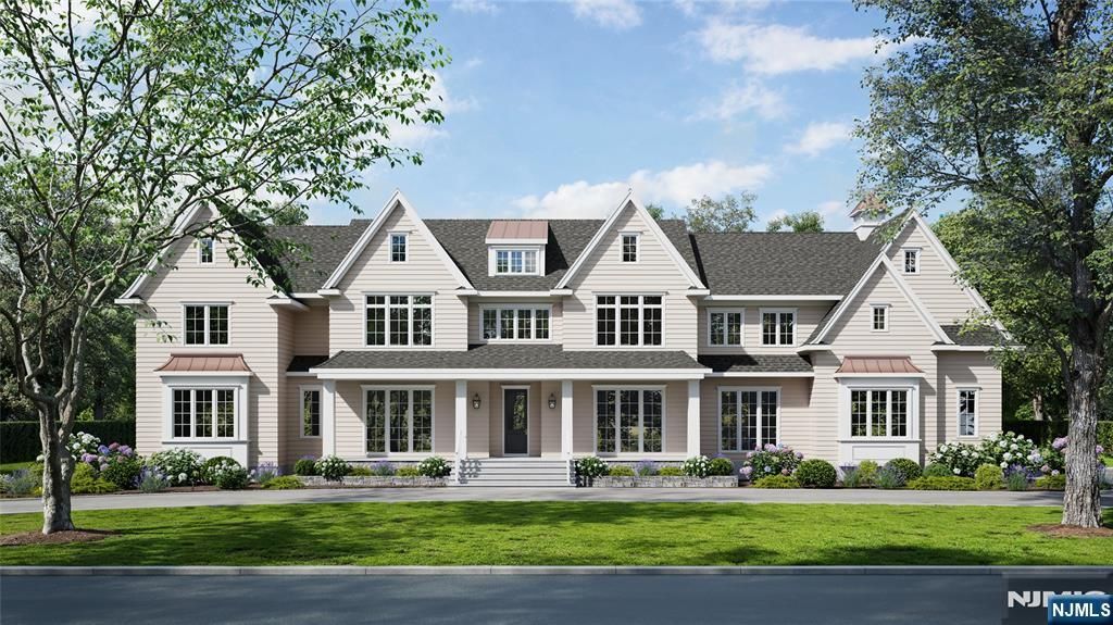 939 Briarwoods Road, Franklin Lakes, NJ 07417