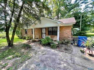 21686 Compton Road, Athens, AL 35611