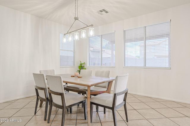 2011 N 104TH Drive, Avondale, AZ 85392