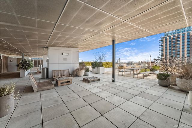 70 Washington Street 8B, Brooklyn, NY 11201