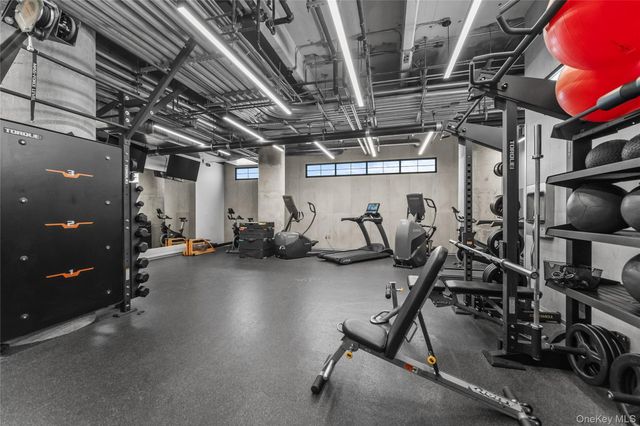 70 Washington Street 8B, Brooklyn, NY 11201