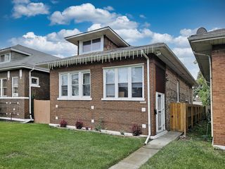 1346 N Monitor Avenue, Chicago, IL 60651
