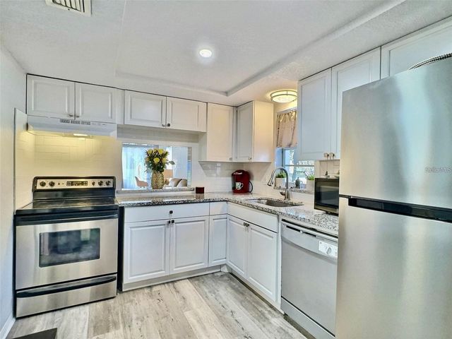 8651 10TH STREET N 130, St Petersburg, FL 33702