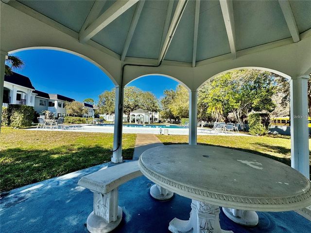 8651 10TH STREET N 130, St Petersburg, FL 33702