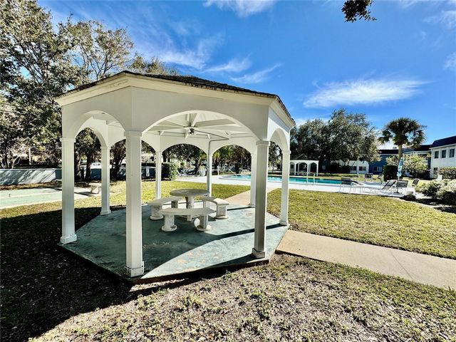 8651 10TH STREET N 130, St Petersburg, FL 33702