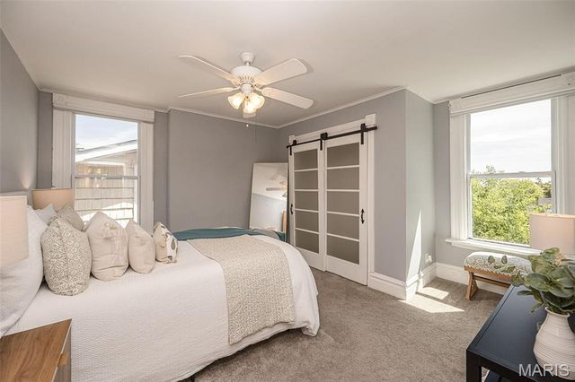 6284 Reber Place, St Louis, MO 63139
