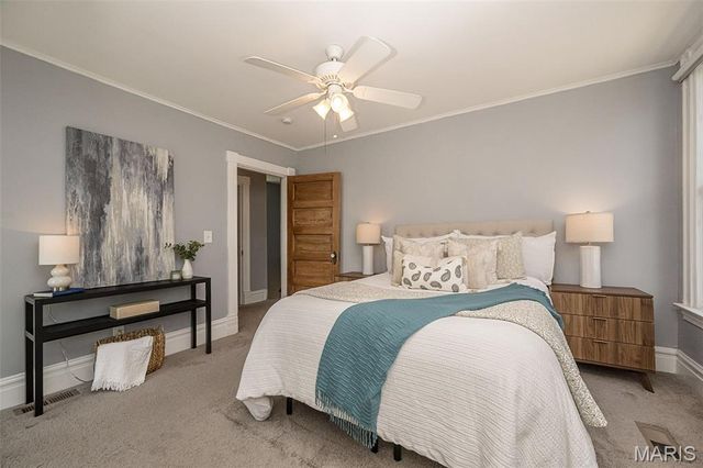 6284 Reber Place, St Louis, MO 63139