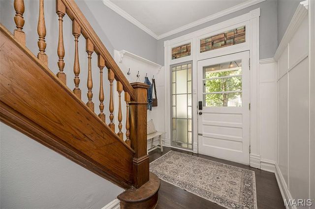 6284 Reber Place, St Louis, MO 63139