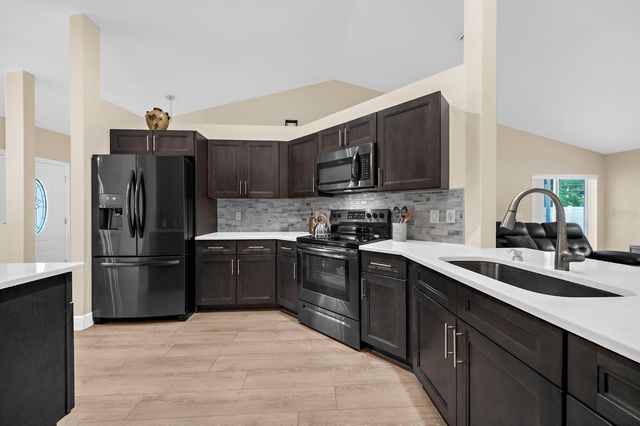 5022 20TH STREET COURT E, Bradenton, FL 34203