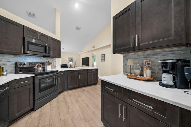 5022 20TH STREET COURT E, Bradenton, FL 34203