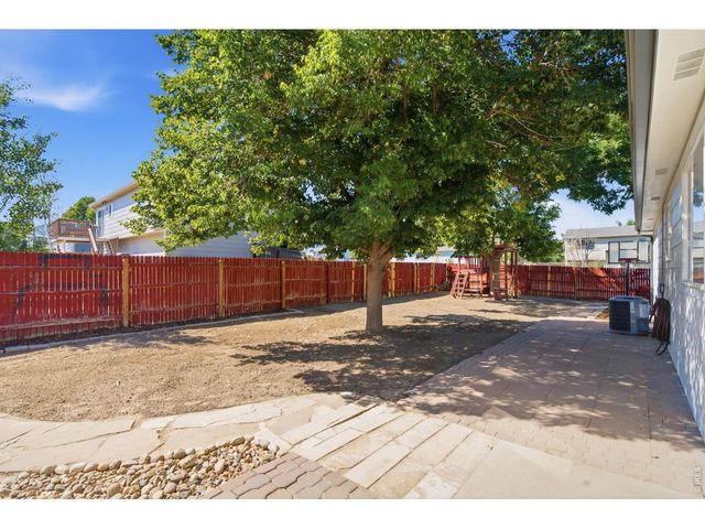 4221 Lake Mead Dr, Greeley, CO 80634