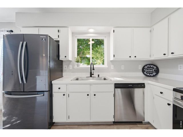 4221 Lake Mead Dr, Greeley, CO 80634