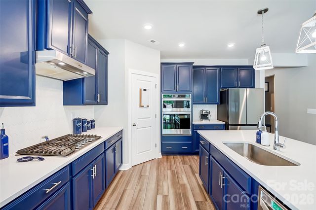 9380 Dunwich Drive, Gastonia, NC 28056