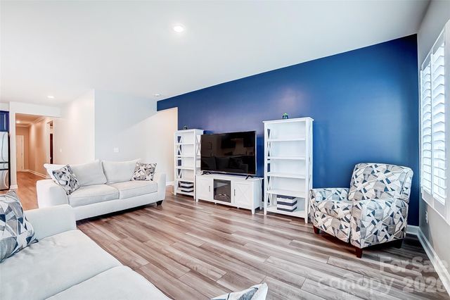 9380 Dunwich Drive, Gastonia, NC 28056