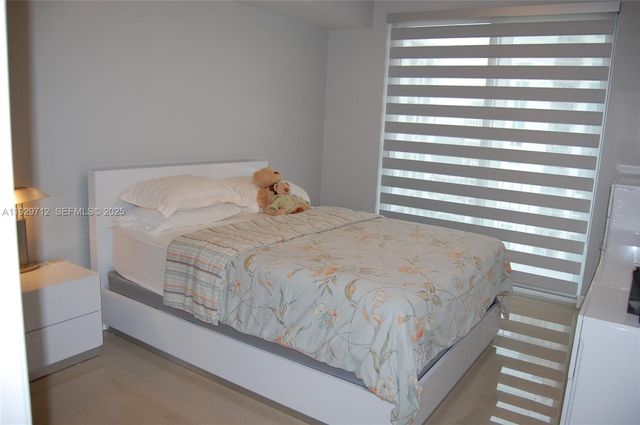 7350 SW 89th St 1908S, Miami, FL 33156